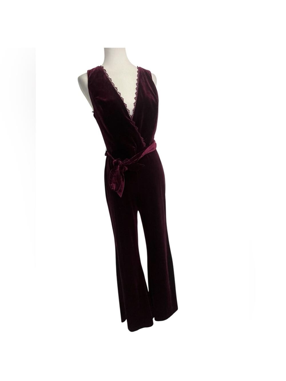 Aakaa Plum Velvet Tie Waist Jumpsuit Size Medium